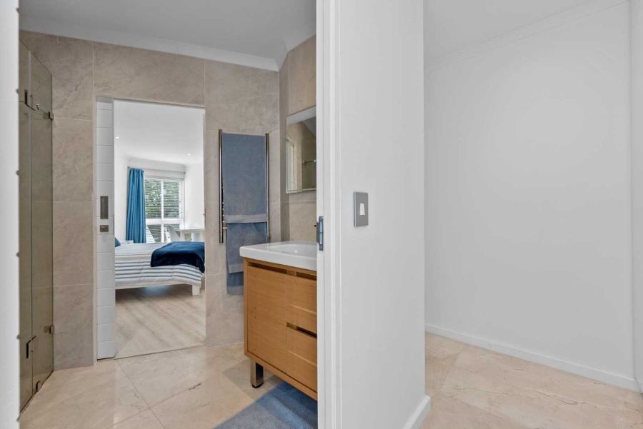 4 Bedroom Property for Sale in Camps Bay Western Cape